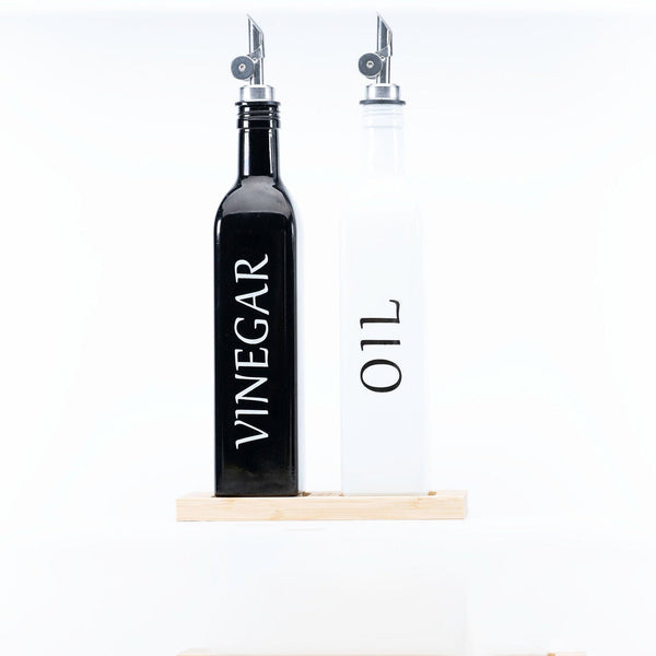 Black Oil and Vinegar Bottle – 500ml Modern Glass Dispenser for kitchen organisation, ideal for pantry storage.
