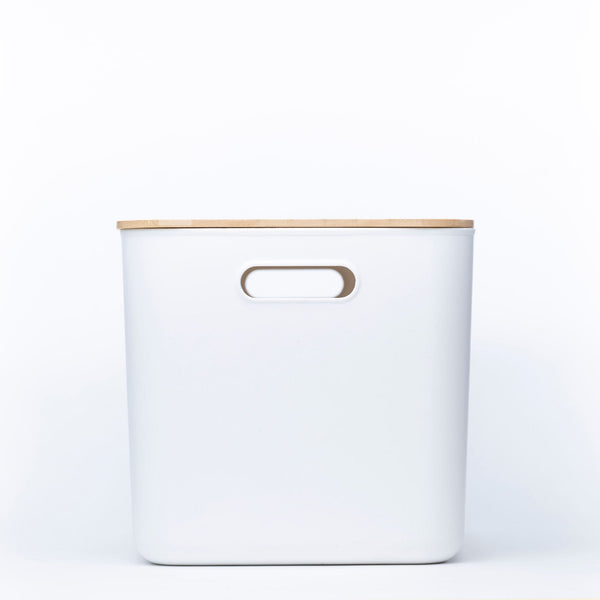 Plastic & Bamboo Storage Containers – Multi-Purpose Organisers for sleek kitchen or pantry organisation.