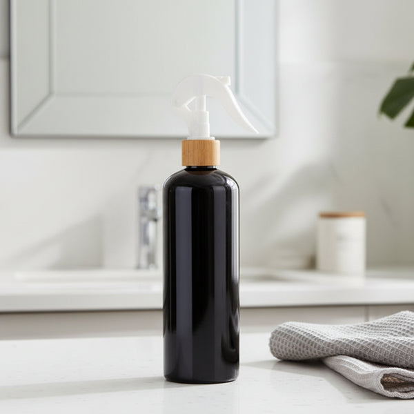 Black Spray Bottle – 500 ml Refillable Cleaner for bathroom or under sink storage to enhance home organisation.