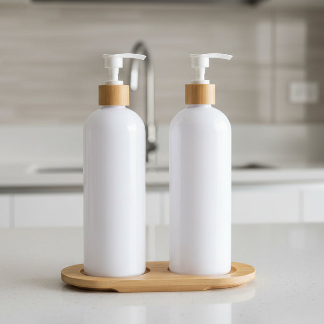 White Plastic Pump Bottles + Bamboo Tray – 500 ml Set for kitchen or bathroom organisation, elegant storage solution on display.