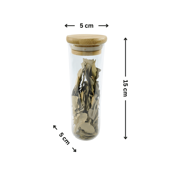 Glass herb and spice jar with bamboo lid, 250ml. Ideal for kitchen and pantry organization. Stylish storage solution for home.