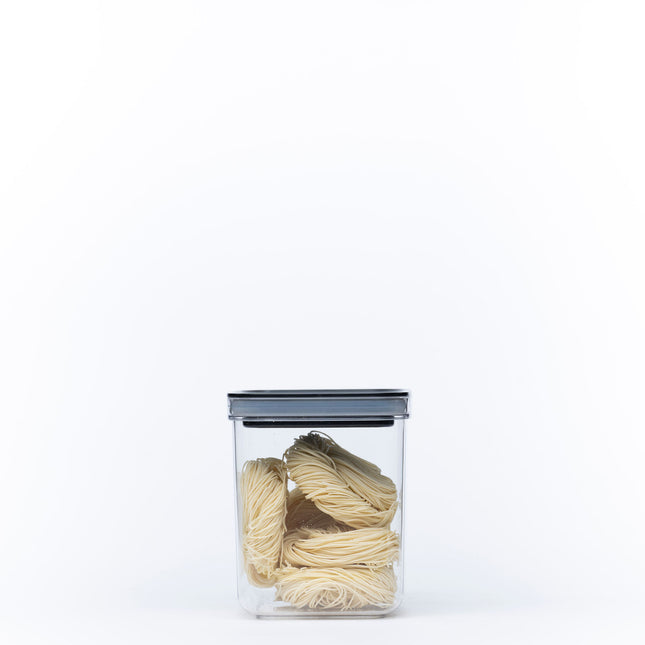 Black Airtight Container with Twist Lock – 1300ml storing noodles, ideal for pantry organisation and kitchen storage.