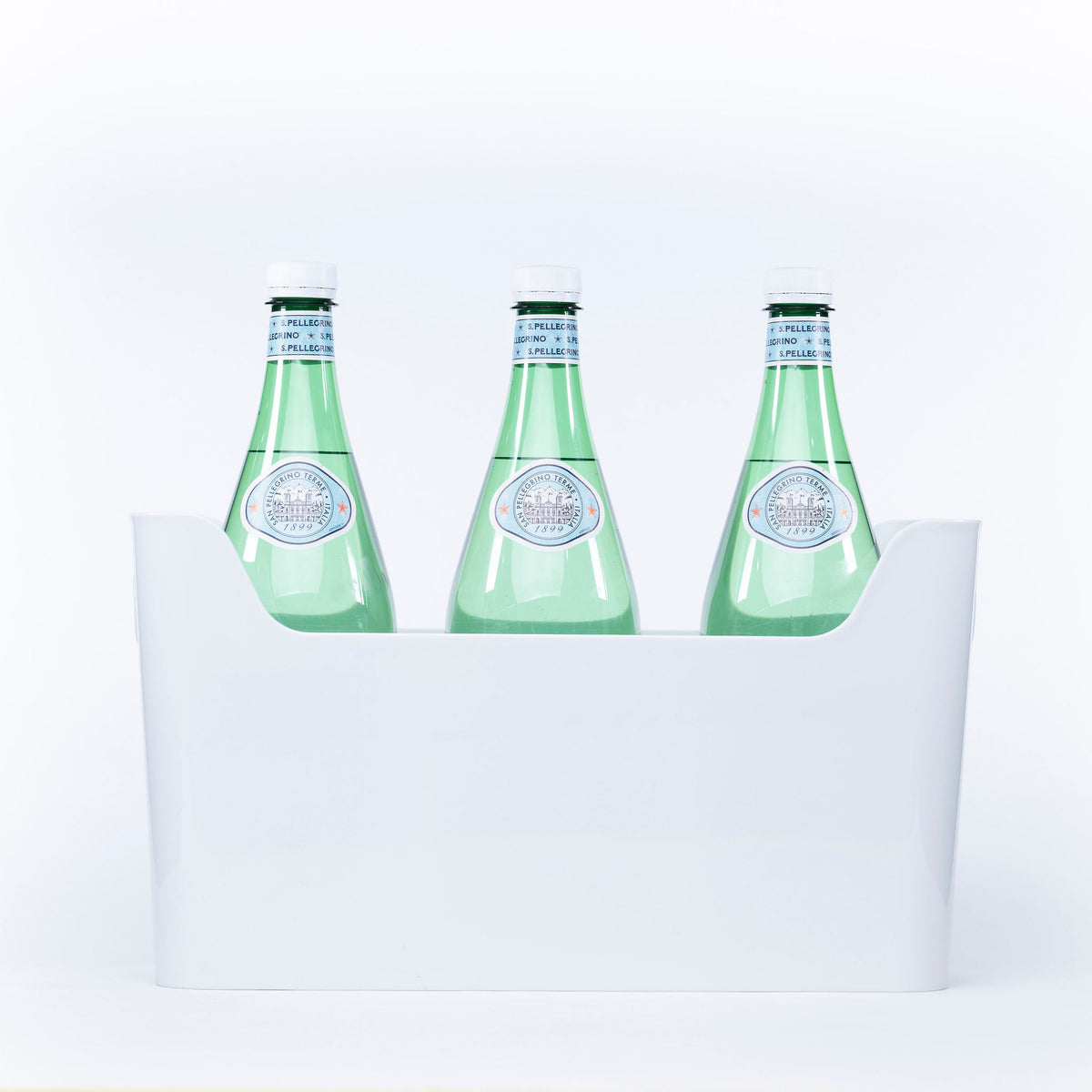Pull-Out Organiser – White with glass bottles, perfect for kitchen pantry organisation. Ideal storage solution for fridge or countertops.