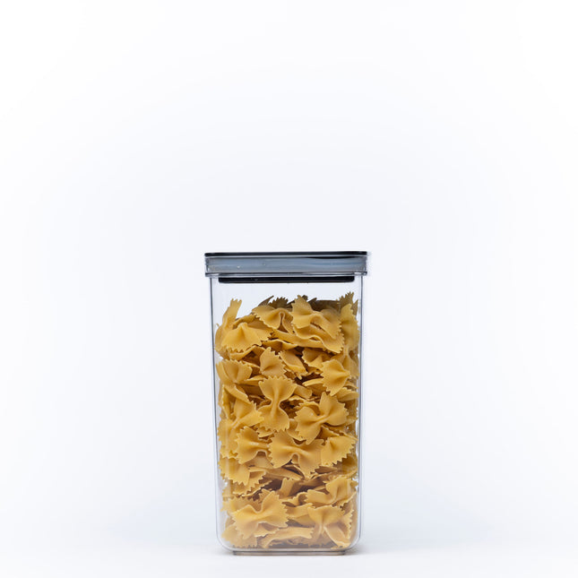 Black Airtight Container with Twist Lock – 2100ml storing pasta, ideal for kitchen and pantry organisation. Use with other storage organisers.