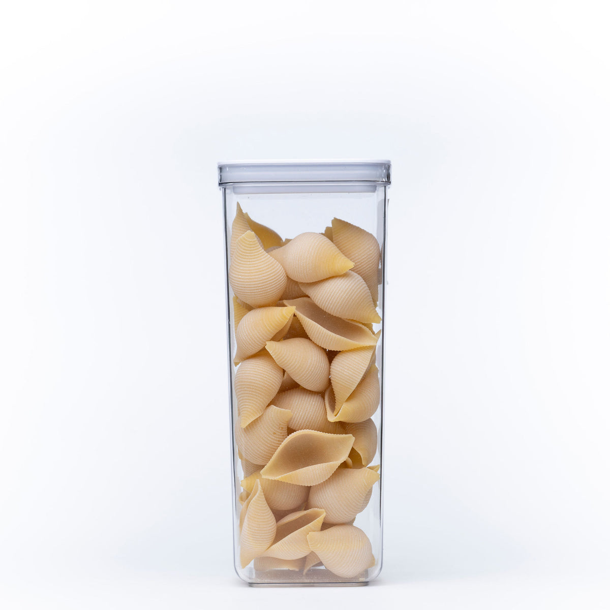 White Airtight Container with Twist Lock – 2800ml filled with pasta shells, ideal for kitchen and pantry organisation.