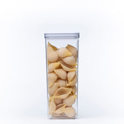 White Airtight Container with Twist Lock – 2800ml filled with pasta shells, ideal for kitchen and pantry organisation.